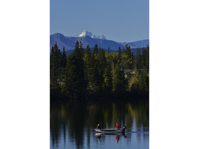 Nimpo Lake, BC - SunCruiser